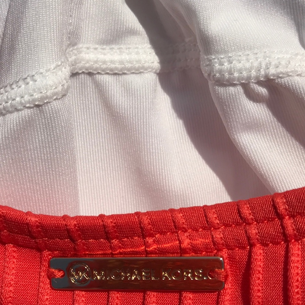 MICHAEL KORS SWIMSUITS. - Picture 3 of 4